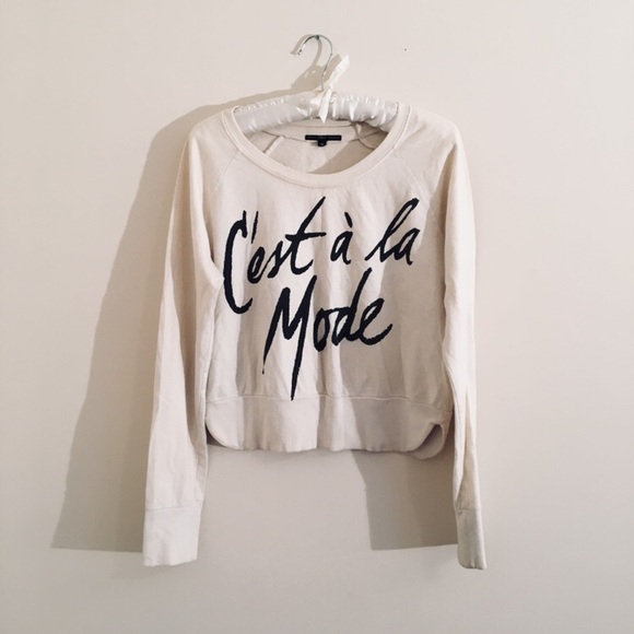 Truly Madly Deeply Sweaters - 5/$20 🛍 UO "C'est à la Mode" Cropped Sweater